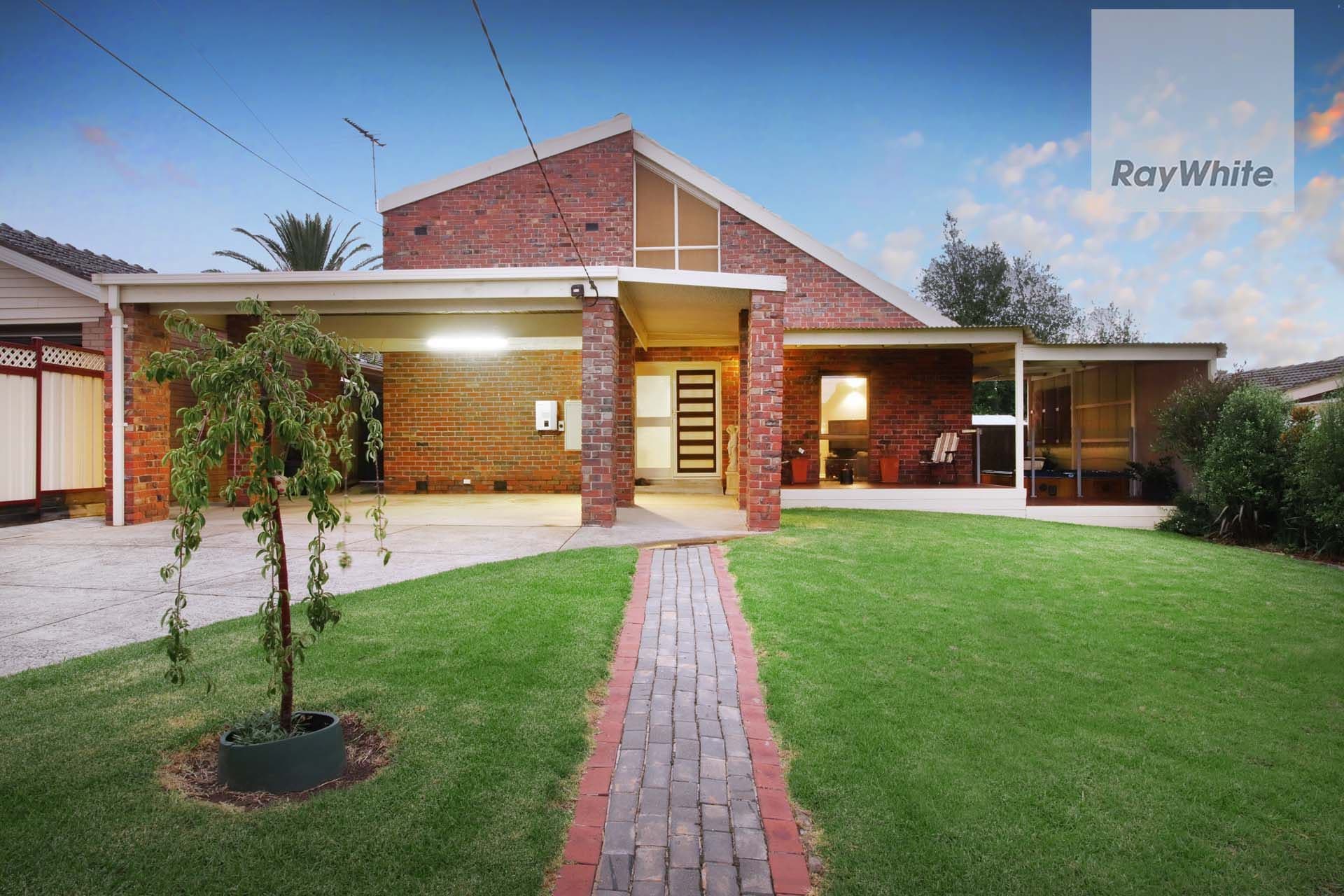 6 Thornleigh Place, Westmeadows VIC 3049, Westmeadows - Image 1
