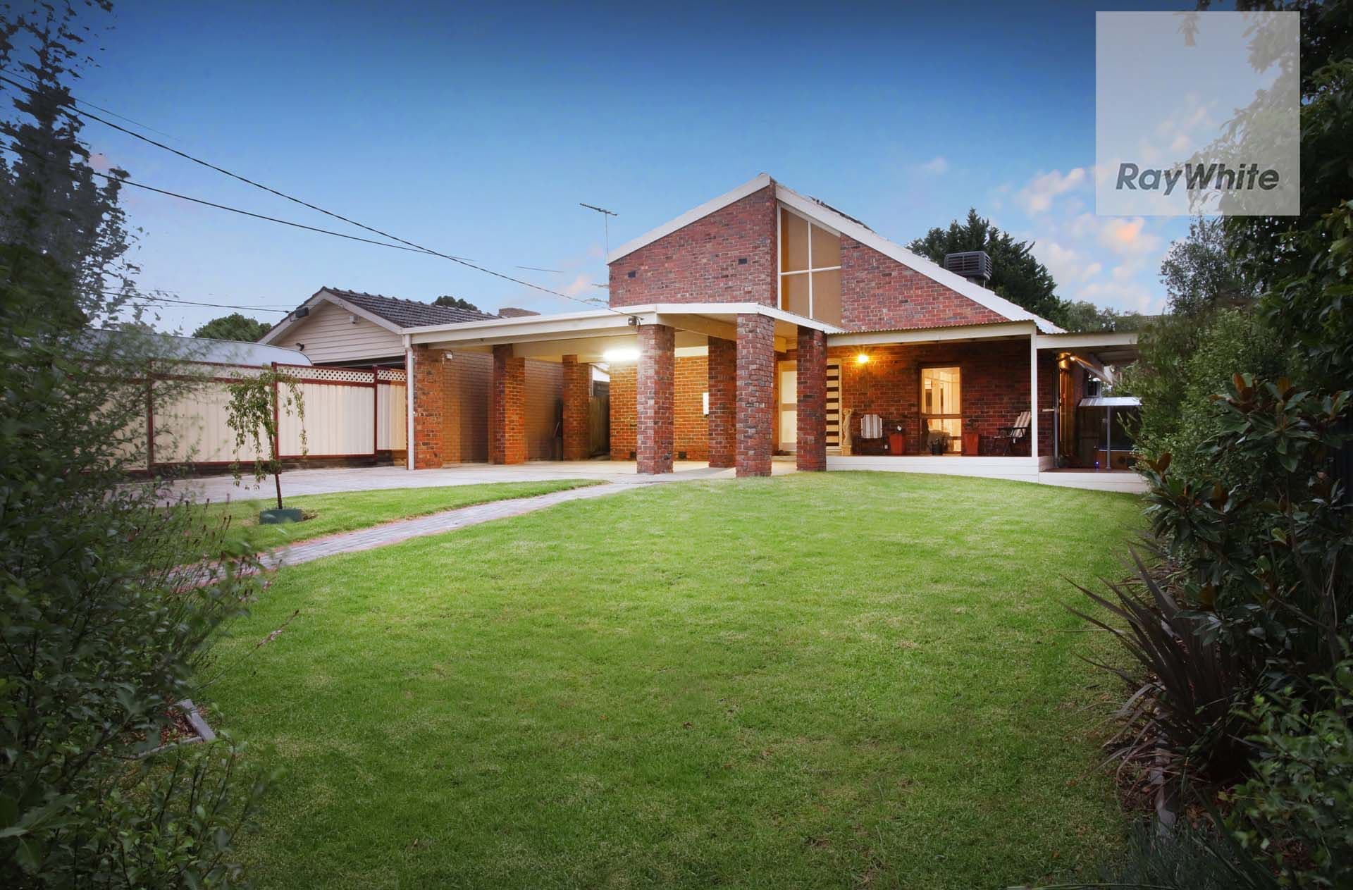 6 Thornleigh Place, Westmeadows VIC 3049, Westmeadows - Thumbnail 2