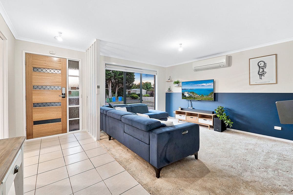 6 Bamboo Court, Cranbourne North VIC 3977, Cranbourne North - Thumbnail 3