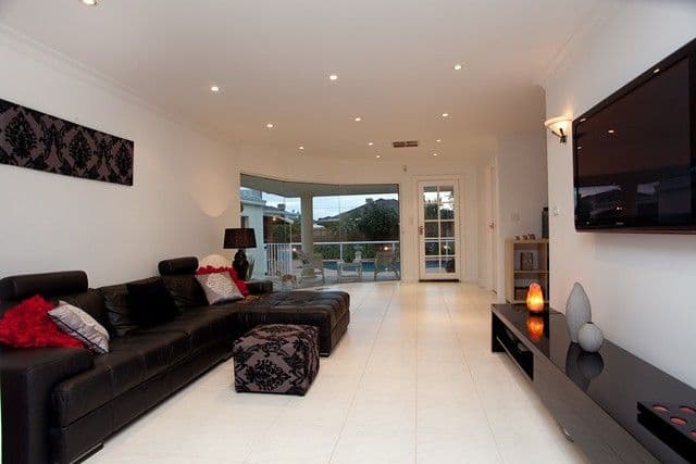 20 Callander Street, RESERVOIR VIC 3073, Reservoir - Thumbnail 2