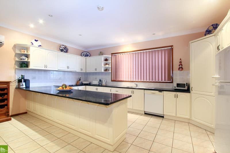 4 Summerfield Place, BARRACK HEIGHTS NSW 2528, Barrack Heights - Thumbnail 2