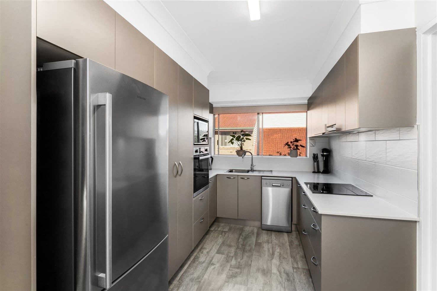 60 Wallace Street, Chermside QLD 4032, Chermside - Thumbnail 2