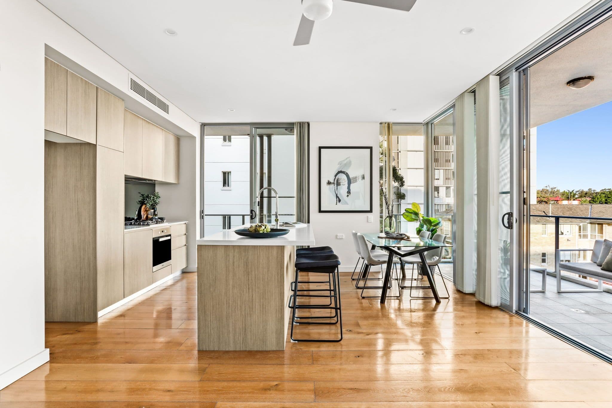 33 Waverley Street, Bondi Junction NSW 2022, Bondi Junction - Thumbnail 2