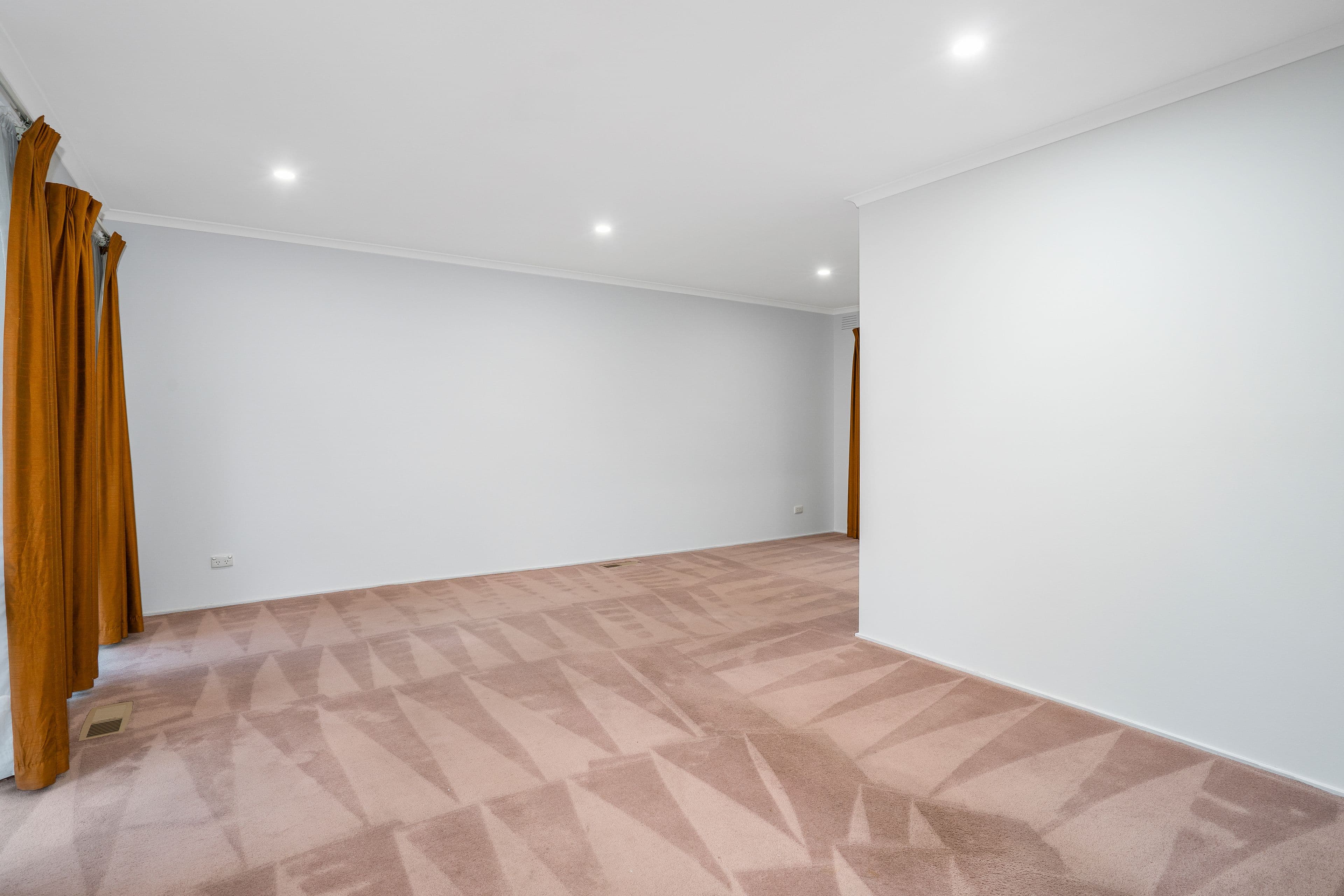 Unit 2/33 Kurrajong Drive, Altona Meadows - Thumbnail 3
