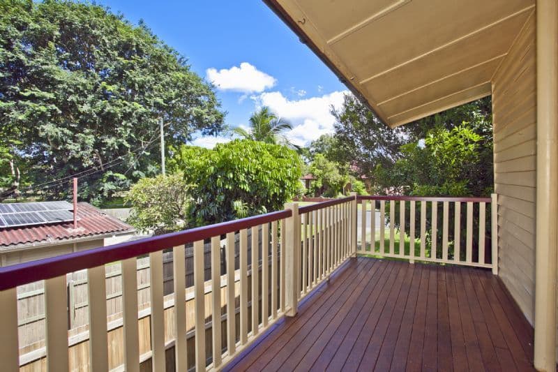10 Turley Street, FAIRFIELD QLD 4103, Fairfield - Thumbnail 2