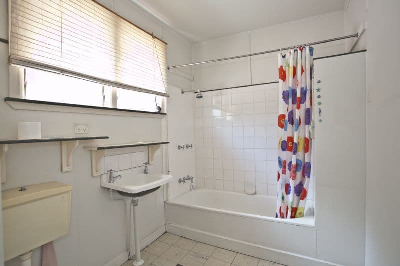 10 Turley Street, FAIRFIELD QLD 4103, Fairfield - Thumbnail 7
