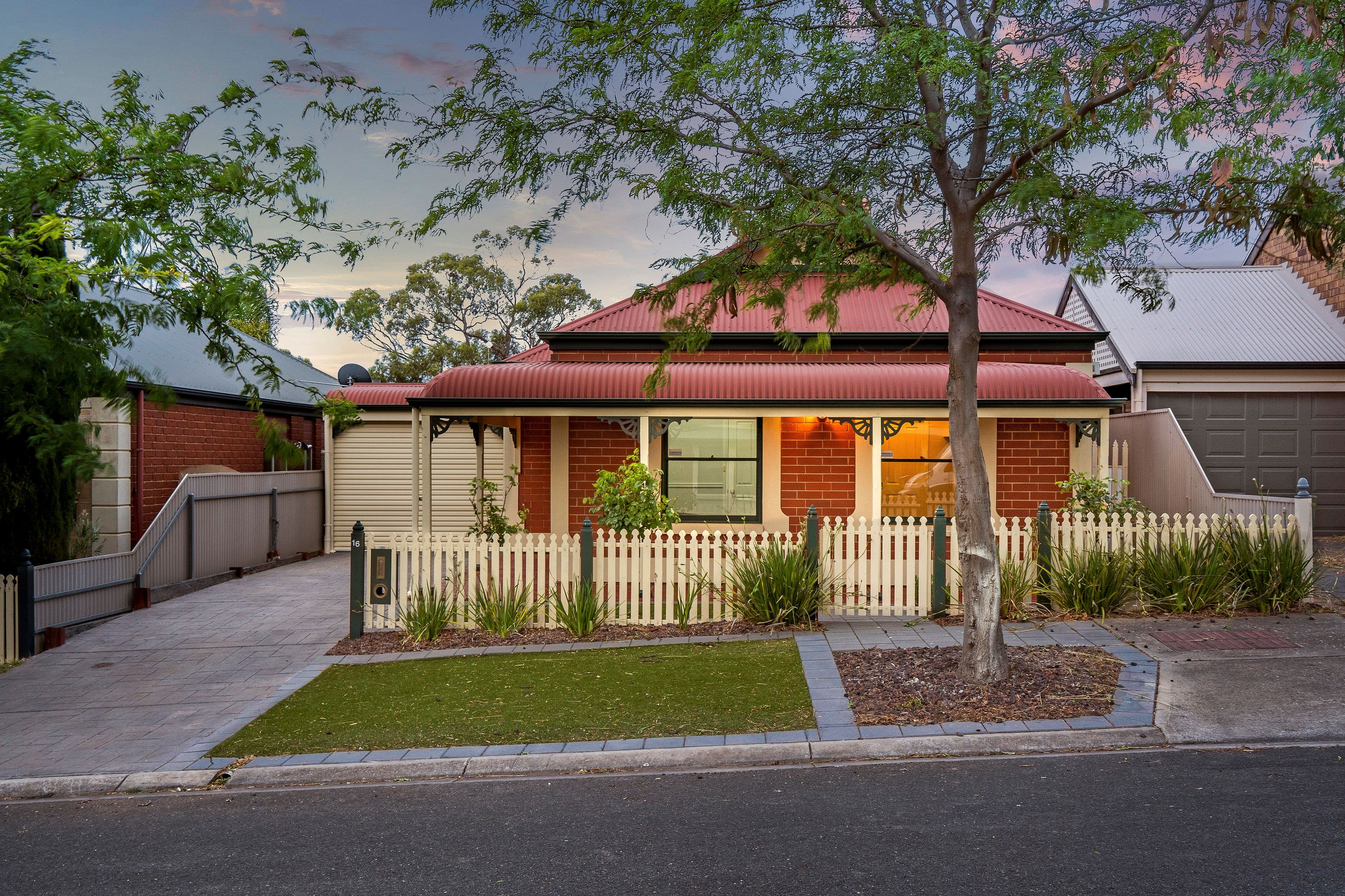 16 Featherstone Circuit, Greenwith SA 5125, Greenwith - Image 1