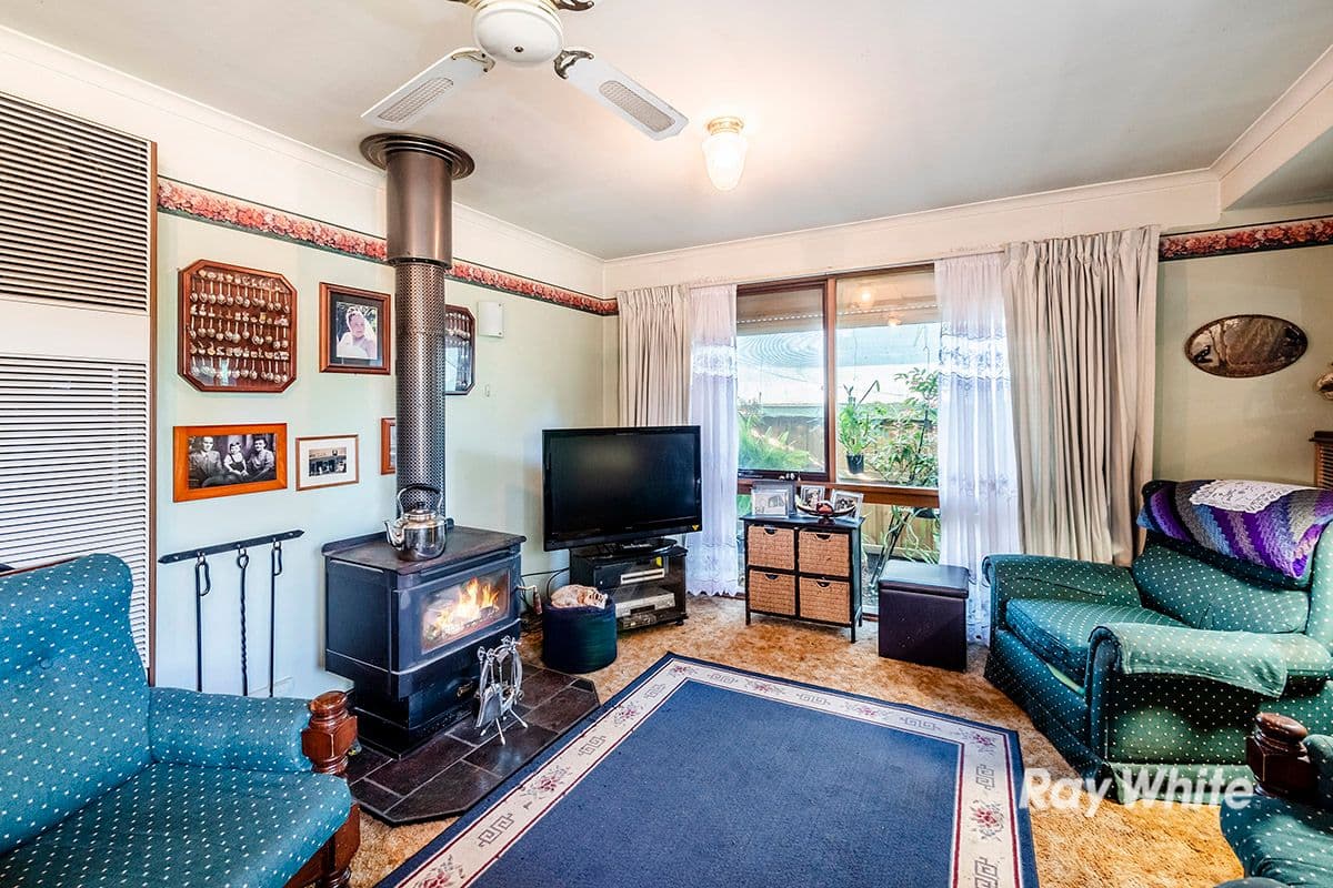 1 Endeavour Drive, Cranbourne North VIC 3977, Cranbourne North - Thumbnail 8
