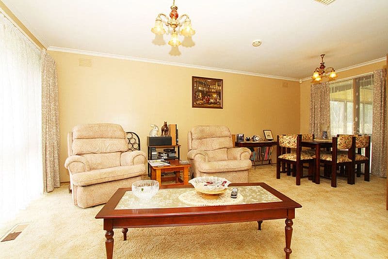 11 Fraser Close, MILL PARK VIC 3082, Mill Park - Thumbnail 3