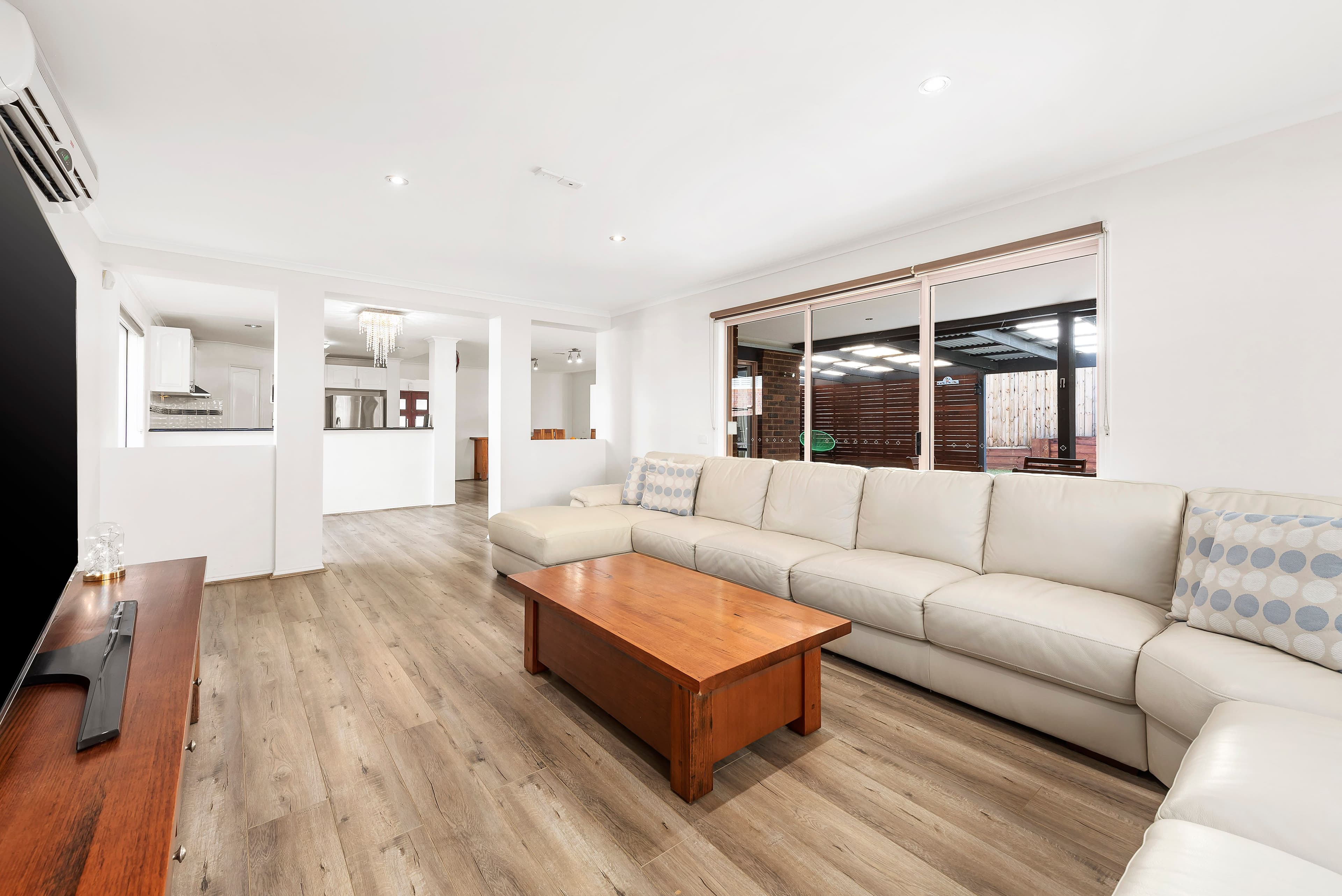9 Ian Court, Rowville VIC 3178, Rowville - Thumbnail 4