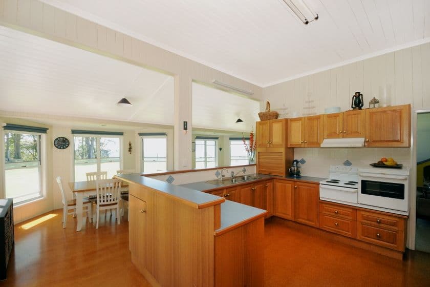 87 Alf Road, MOUNT LUKE QLD 4352, Mount Luke - Thumbnail 5