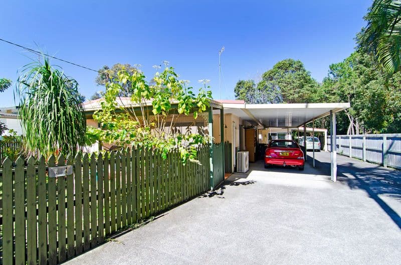 160 Laguna Avenue, PALM BEACH QLD 4221, Palm Beach - Thumbnail 2