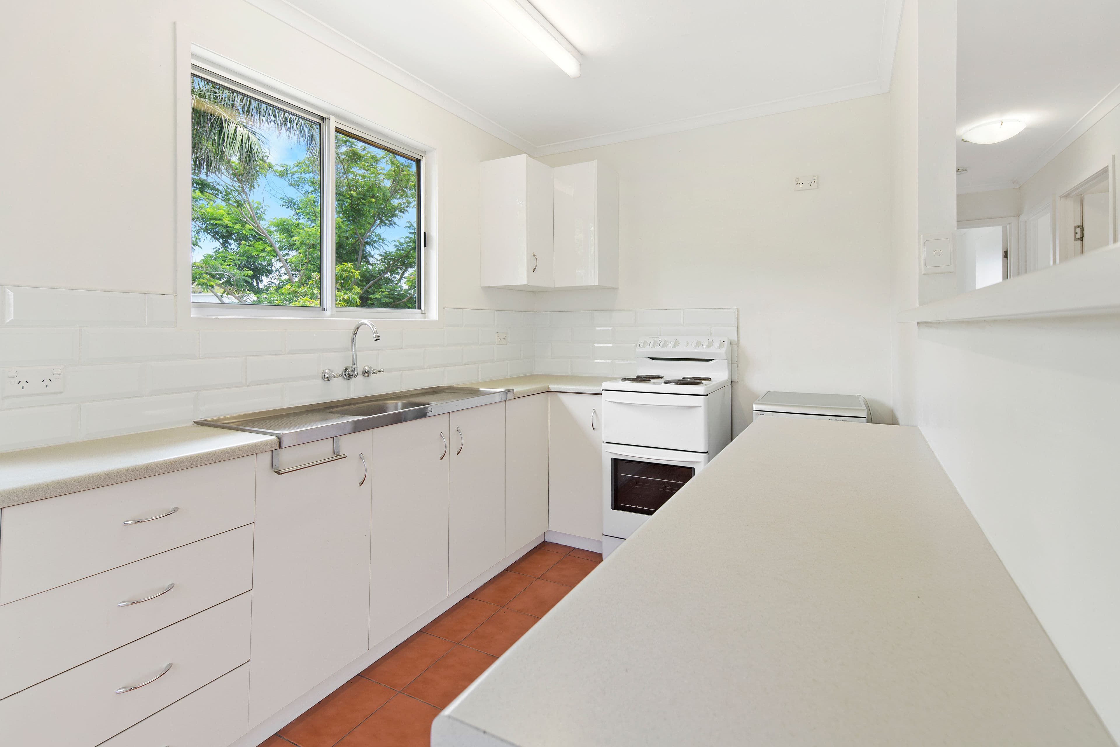 51 Manooka Drive, Cannonvale QLD 4802, Cannonvale - Thumbnail 5