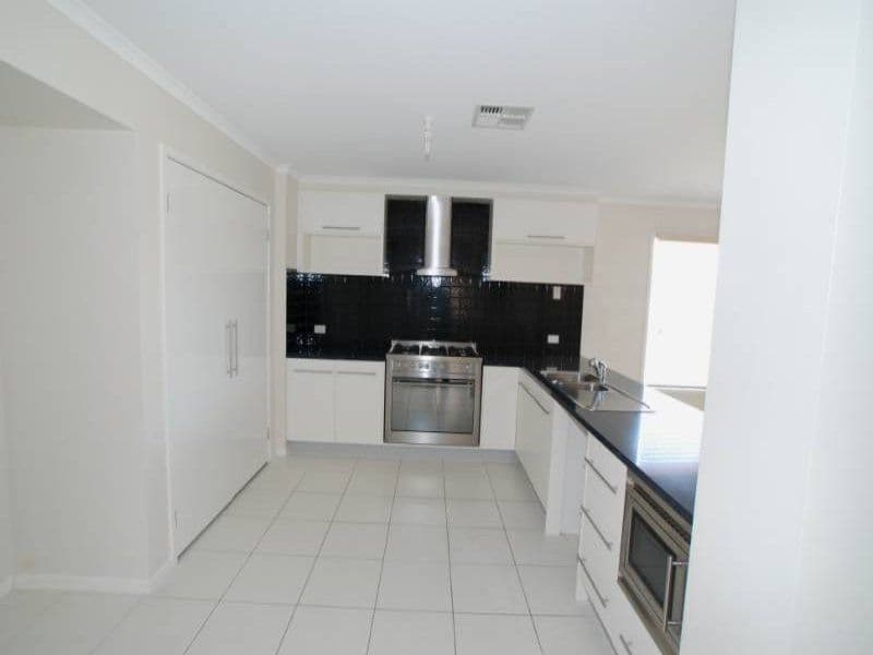 114 Quinliven Road, ALDINGA BEACH SA 5173, Aldinga Beach - Thumbnail 4