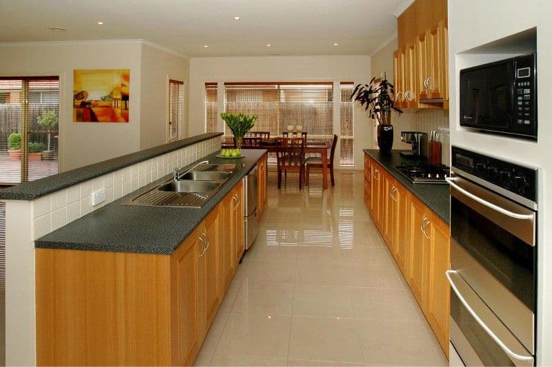 3 Prince Albert Crescent, TAYLORS LAKES VIC 3038, Taylors Lakes - Thumbnail 3