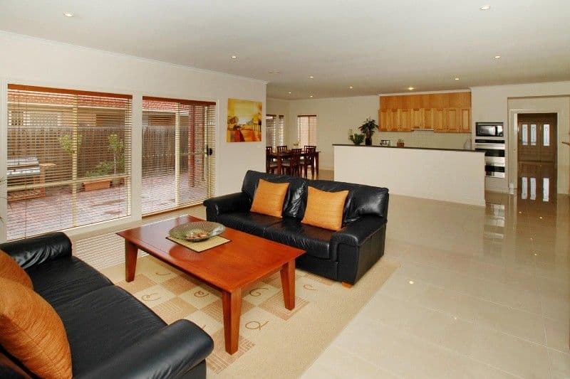 3 Prince Albert Crescent, TAYLORS LAKES VIC 3038, Taylors Lakes - Thumbnail 5