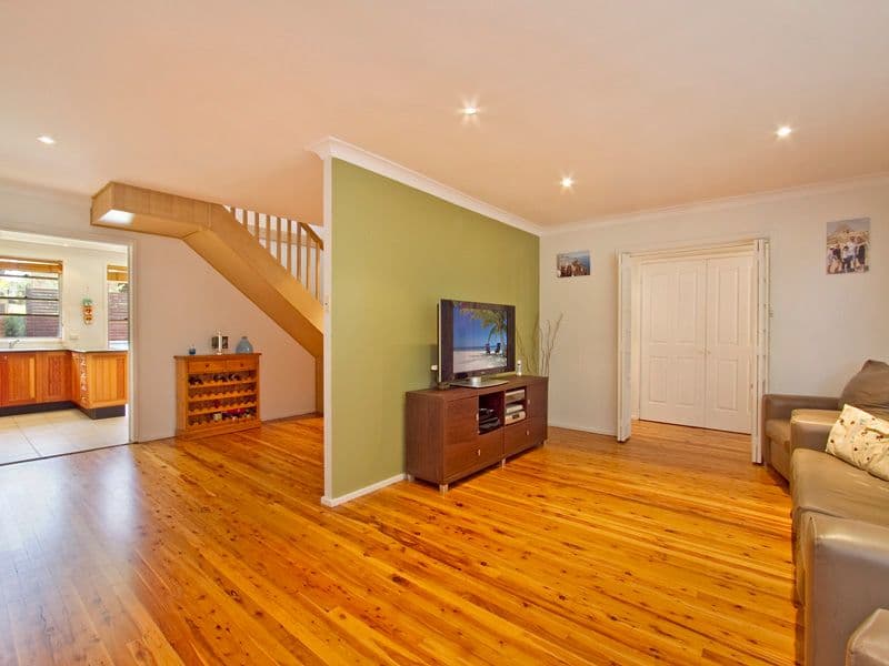 5 Siandra Drive, KAREELA NSW 2232, Kareela - Thumbnail 3
