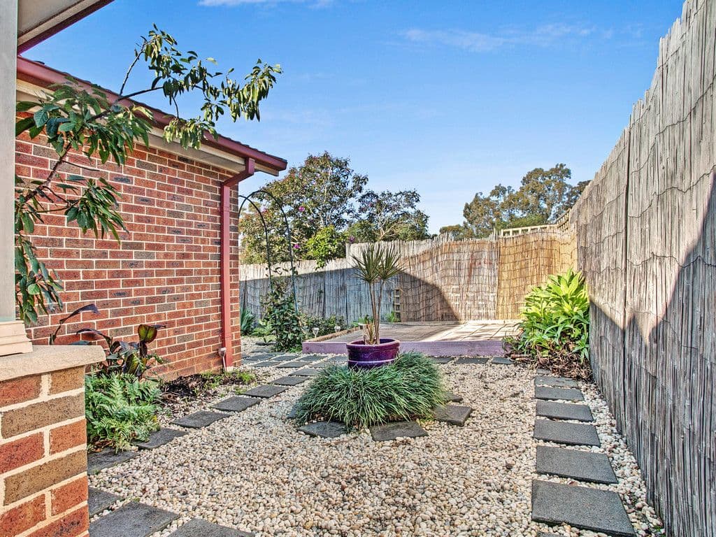 8 Rudd Close, Casula NSW 2170, Casula - Thumbnail 2