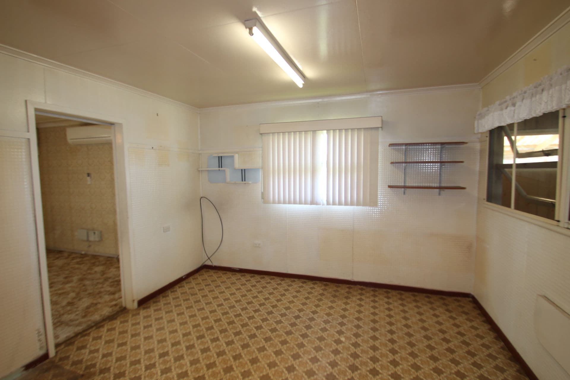146 Ruthven Street, North Toowoomba QLD 4350, North Toowoomba - Thumbnail 3