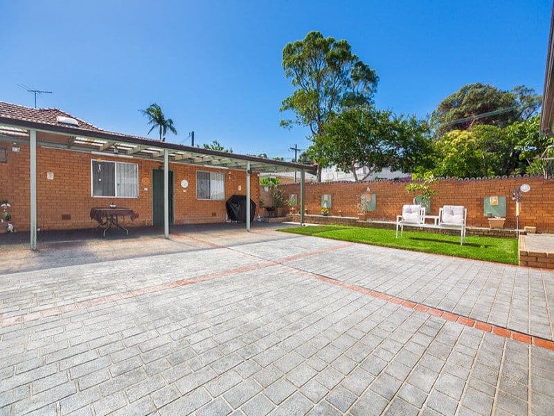 160 Croydon Road, Croydon - Thumbnail 3