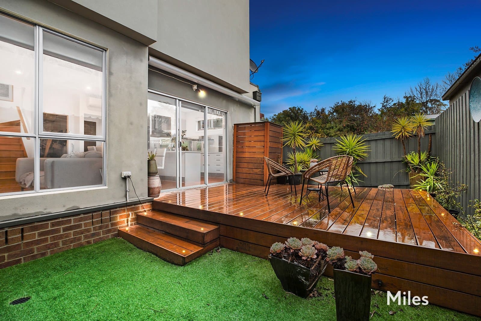 2/30 Lorimer Street, Greensborough, Greensborough - Thumbnail 2