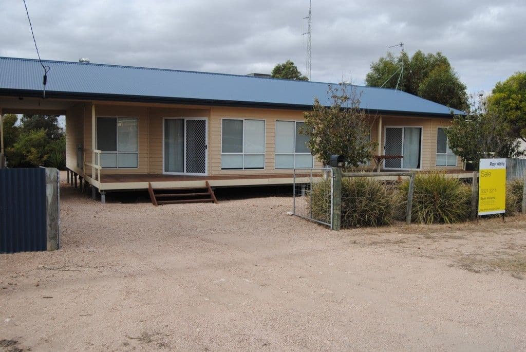 29 Monmouth Street, Moonta Bay SA 5558, Moonta Bay - Image 1