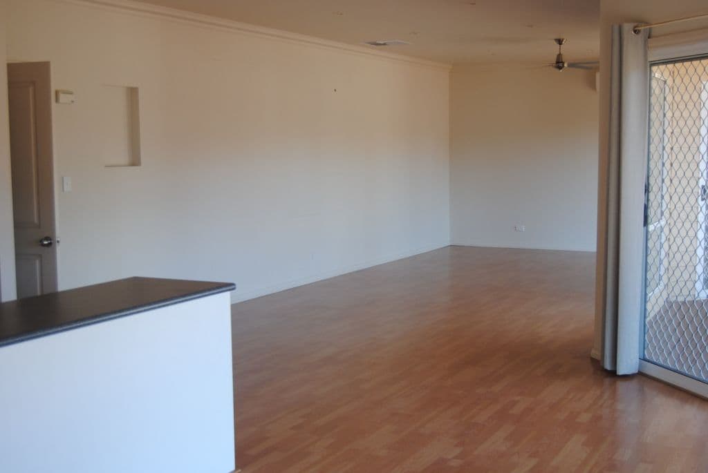 29 Monmouth Street, Moonta Bay SA 5558, Moonta Bay - Thumbnail 4