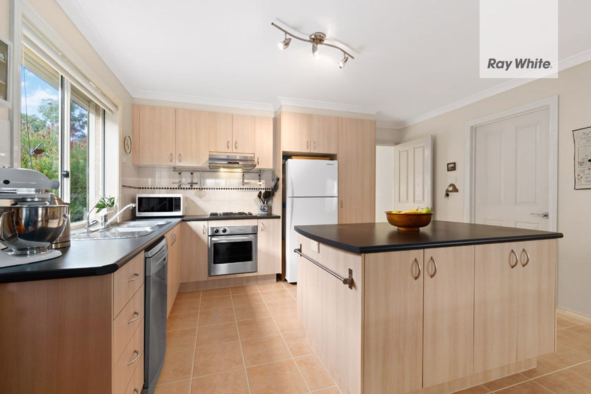 113 The Great Eastern Way, South Morang VIC 3752, South Morang - Thumbnail 4