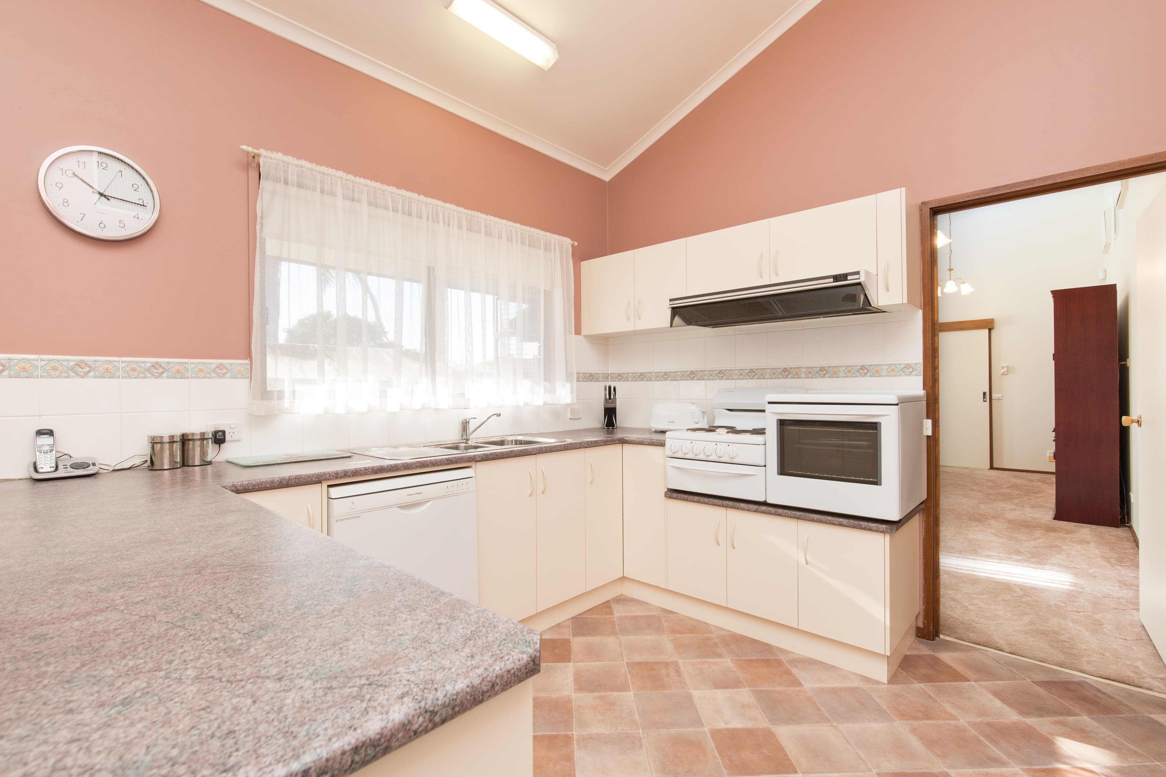 8 Carara Court, Mildura VIC 3500, Mildura - Thumbnail 2