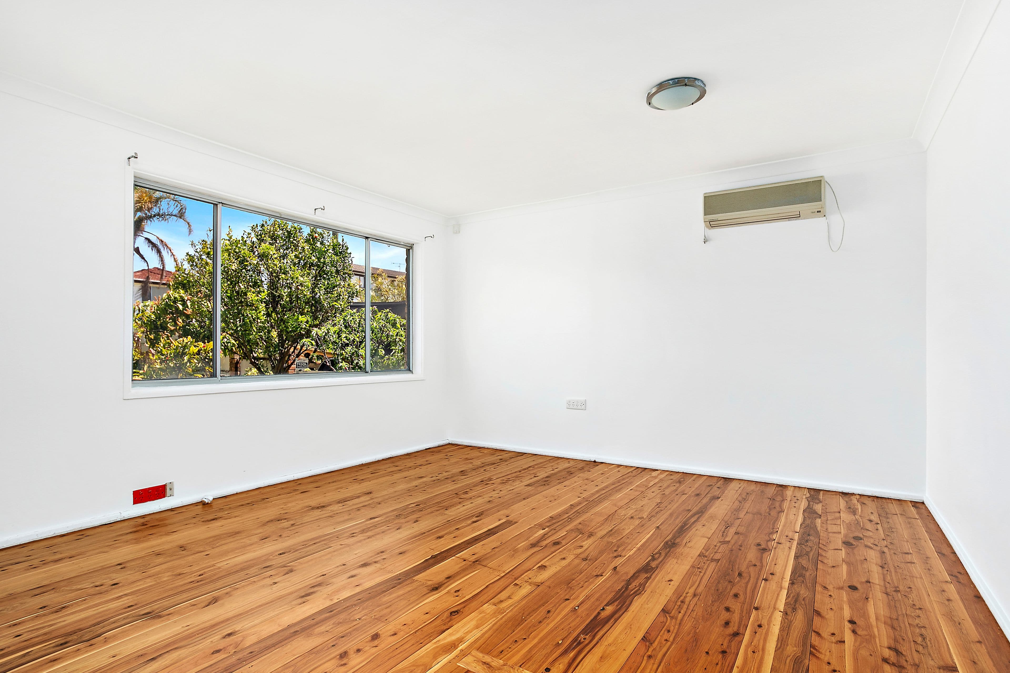 53 Phillip Crescent, Barrack Heights NSW 2528, Barrack Heights - Thumbnail 2
