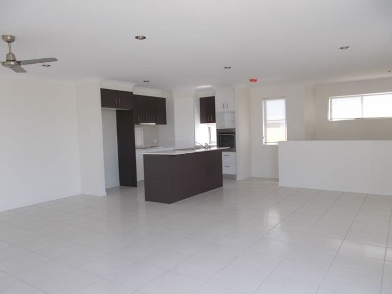 47 Makybe Diva Drive, Ooralea QLD 4740, Ooralea - Thumbnail 3