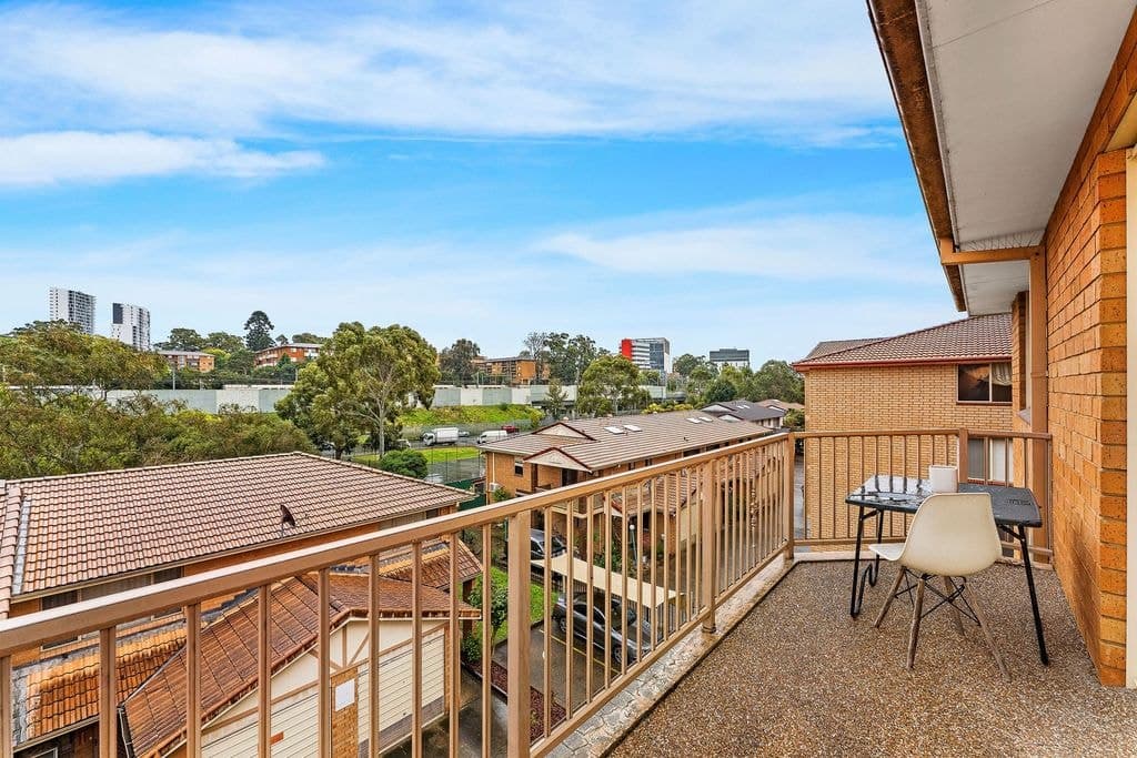 104/2 Riverpark Drive, Liverpool - Thumbnail 7