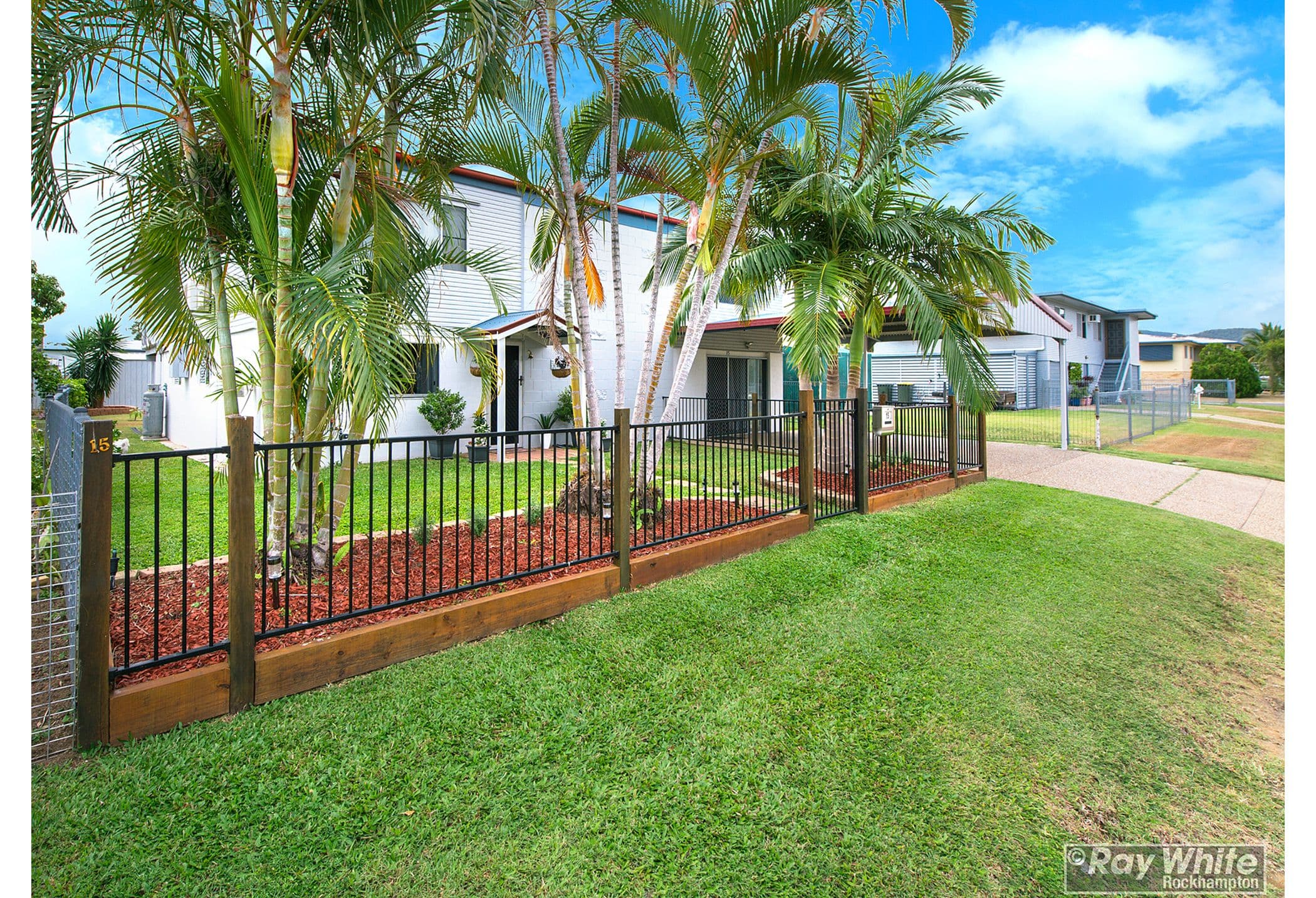 15 Snelling Street, Park Avenue QLD 4701, Park Avenue - Image 1