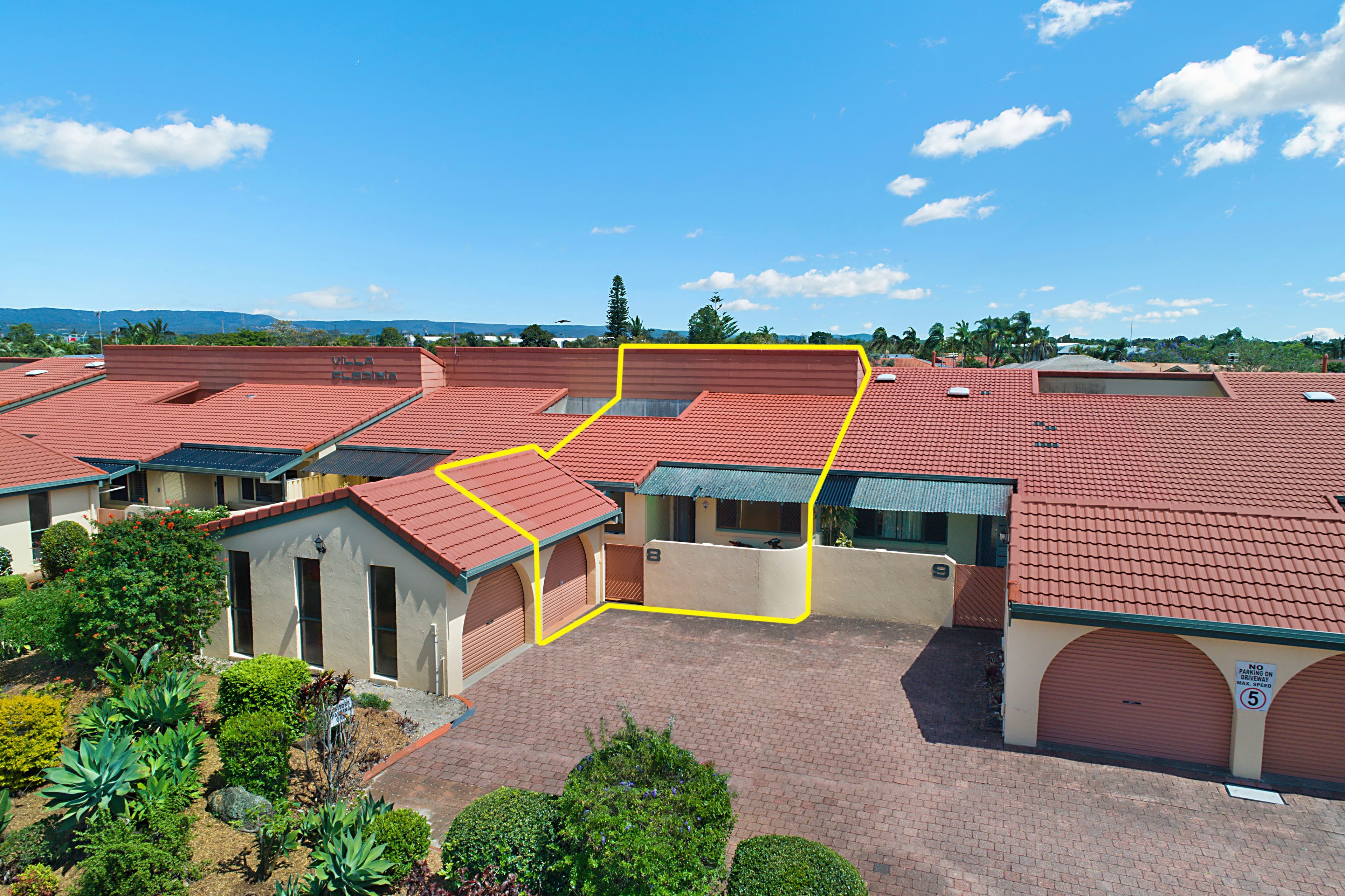 8 'Villa Floridia' 8 Dunlop Court, MERMAID WATERS QLD 4218, Mermaid Waters - Thumbnail 6
