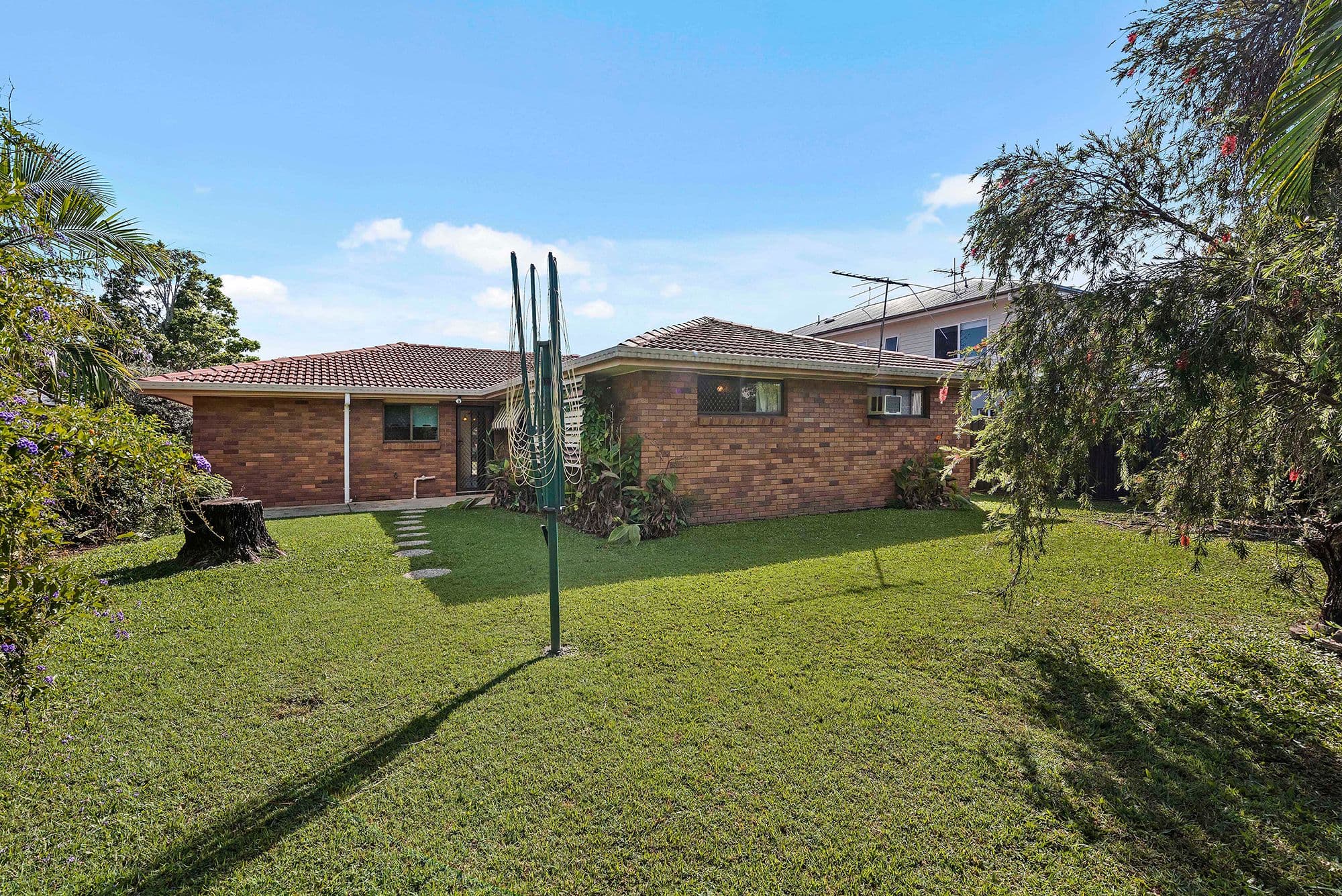 17 Bagley Street, Banyo QLD 4014, Banyo - Thumbnail 2