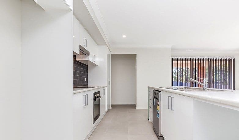 64 Awaba Street, Morisset NSW 2264, Morisset - Thumbnail 3