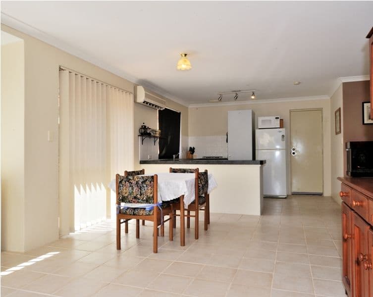 75 Tanami Circle, ELLENBROOK WA 6069, Ellenbrook - Thumbnail 7