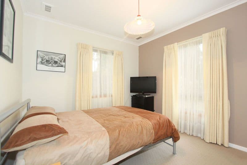 11 Coolac Street, CHADSTONE VIC 3148, Chadstone - Thumbnail 5