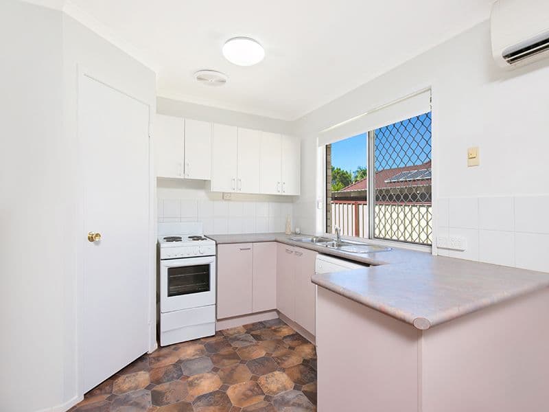 142 Pohon Drive, Tanah Merah QLD 4128, Tanah Merah - Thumbnail 3