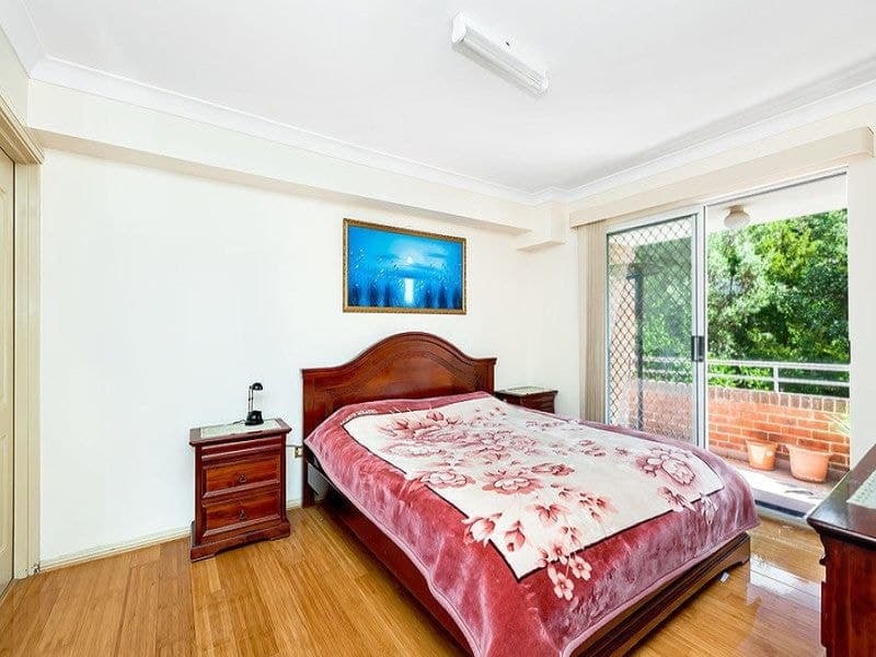 8/2 Beresford Road, Strathfield - Thumbnail 4