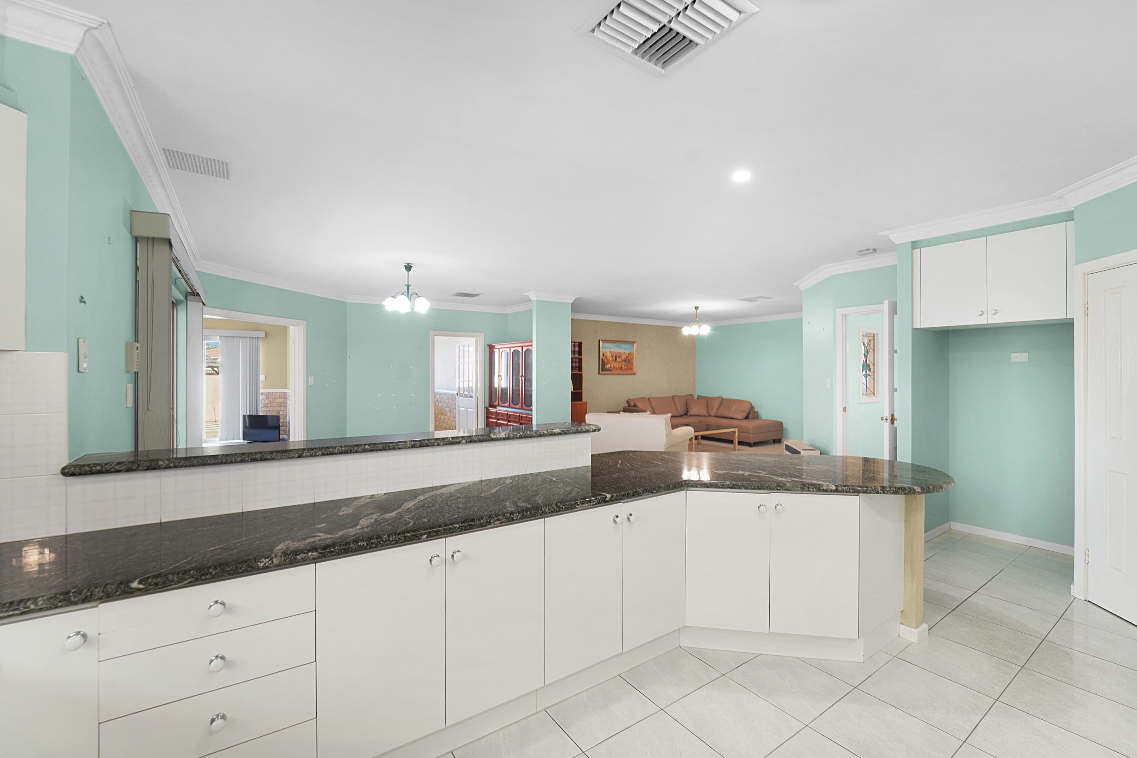 118 Jones Street, Stirling WA 6021, Stirling - Thumbnail 8