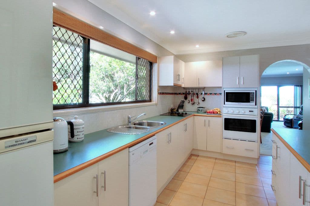 13 Glenmore Court, Springwood QLD 4127, Springwood - Thumbnail 8