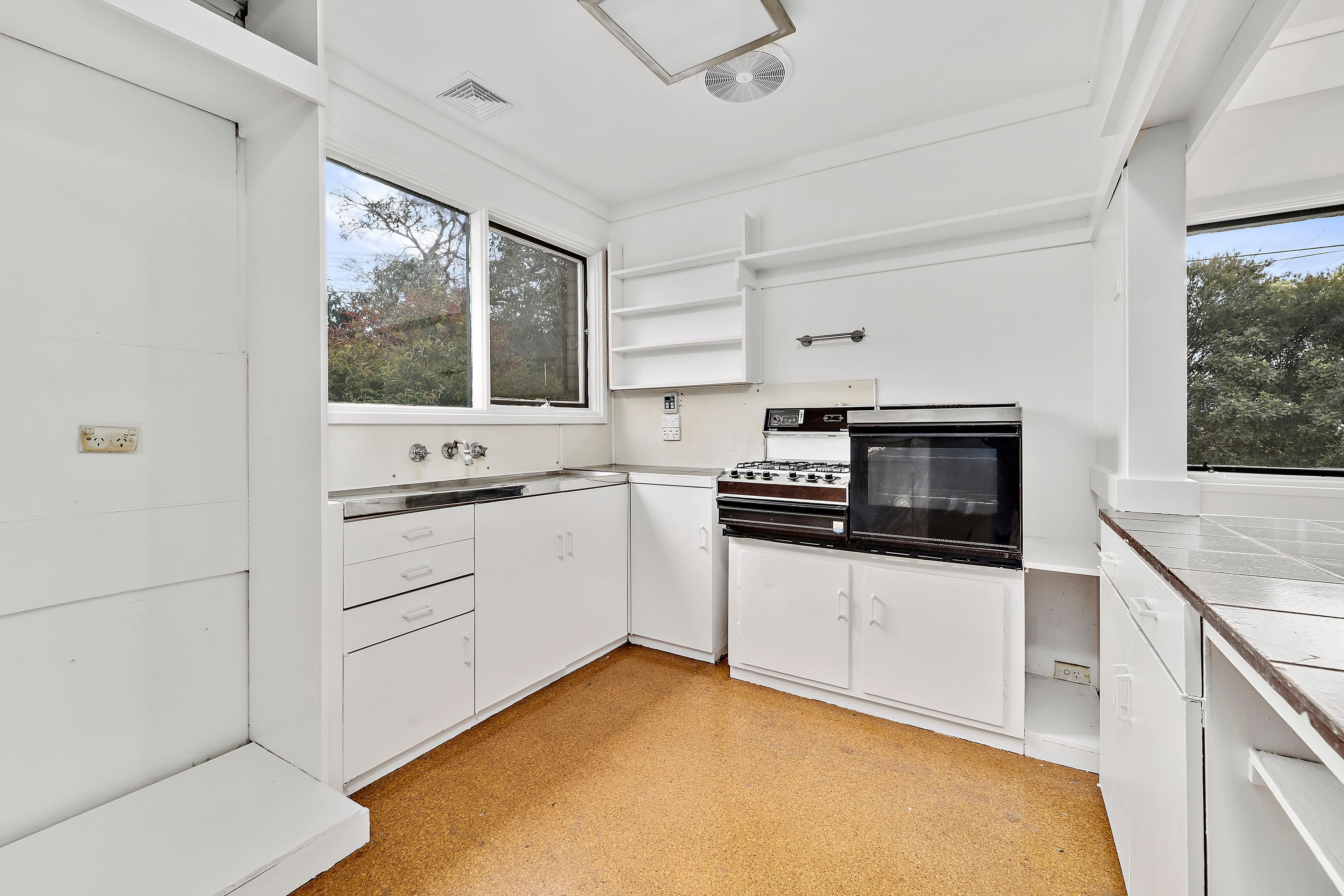 6 Cheeke Place, Latham ACT 2615, Latham - Thumbnail 3