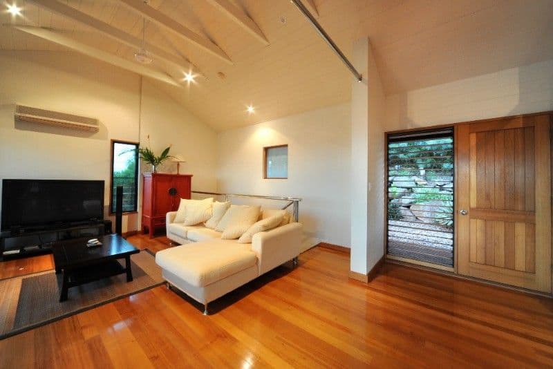 17 Passage Avenue, SHUTE HARBOUR QLD 4802, Shute Harbour - Thumbnail 6