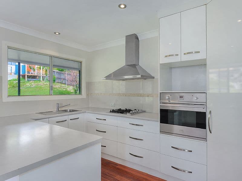 377 Ferguson Road, Seven Hills QLD 4170, Seven Hills - Thumbnail 2