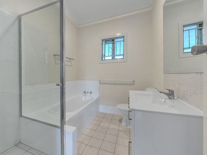 377 Ferguson Road, Seven Hills QLD 4170, Seven Hills - Thumbnail 5