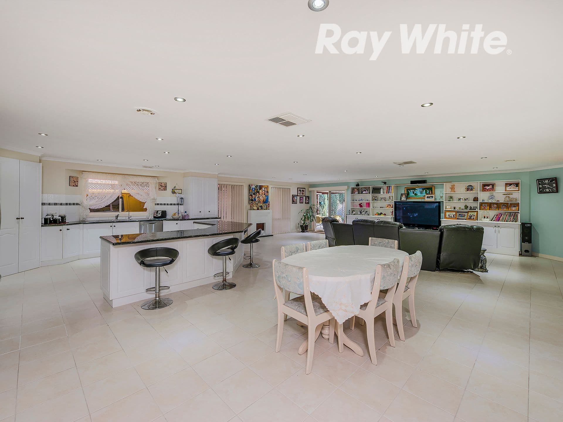 17 Granite Outlook, Epping VIC 3076, Epping - Thumbnail 3