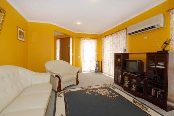 15 Belmont Court, CARRUM DOWNS VIC 3201, Carrum Downs - Thumbnail 2
