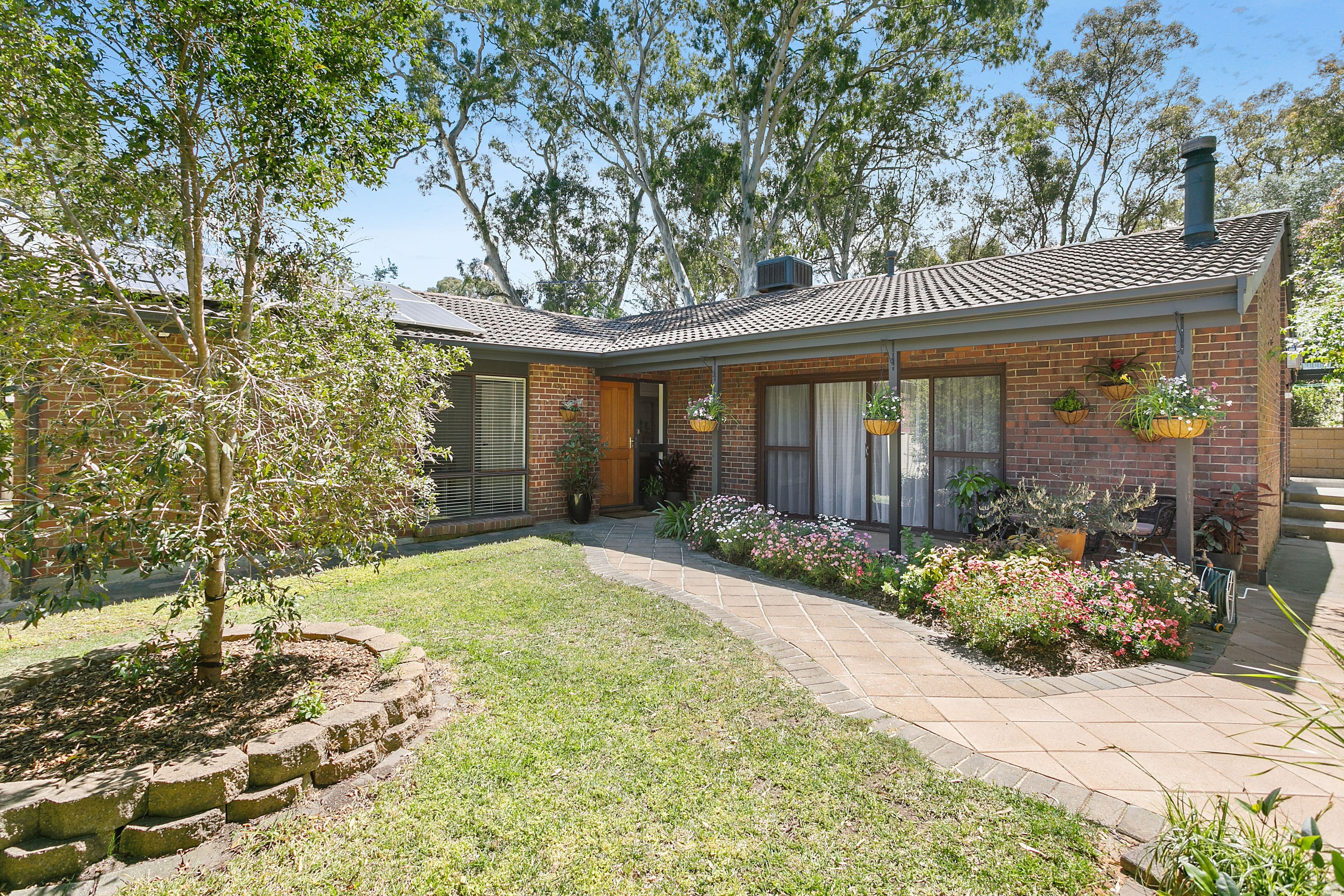 28 The Pines Close, Happy Valley SA 5159, Happy Valley - Thumbnail 2