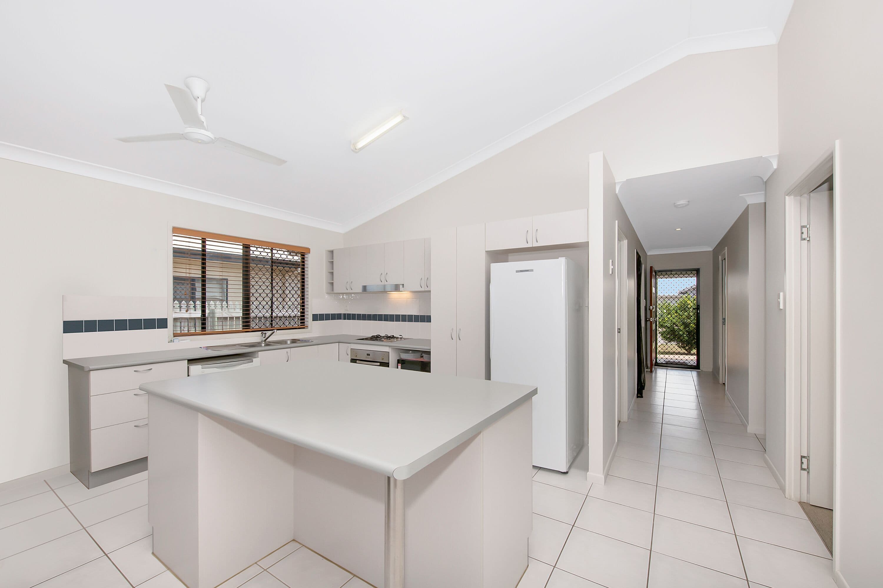 8 Ashford Court, Kirwan QLD 4817, Kirwan - Thumbnail 2